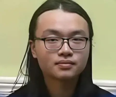 罗生门(23岁,清华毕业生),在国外离奇失踪 第4张 罗生门(23岁,清华毕业生),在国外离奇失踪 第4张
